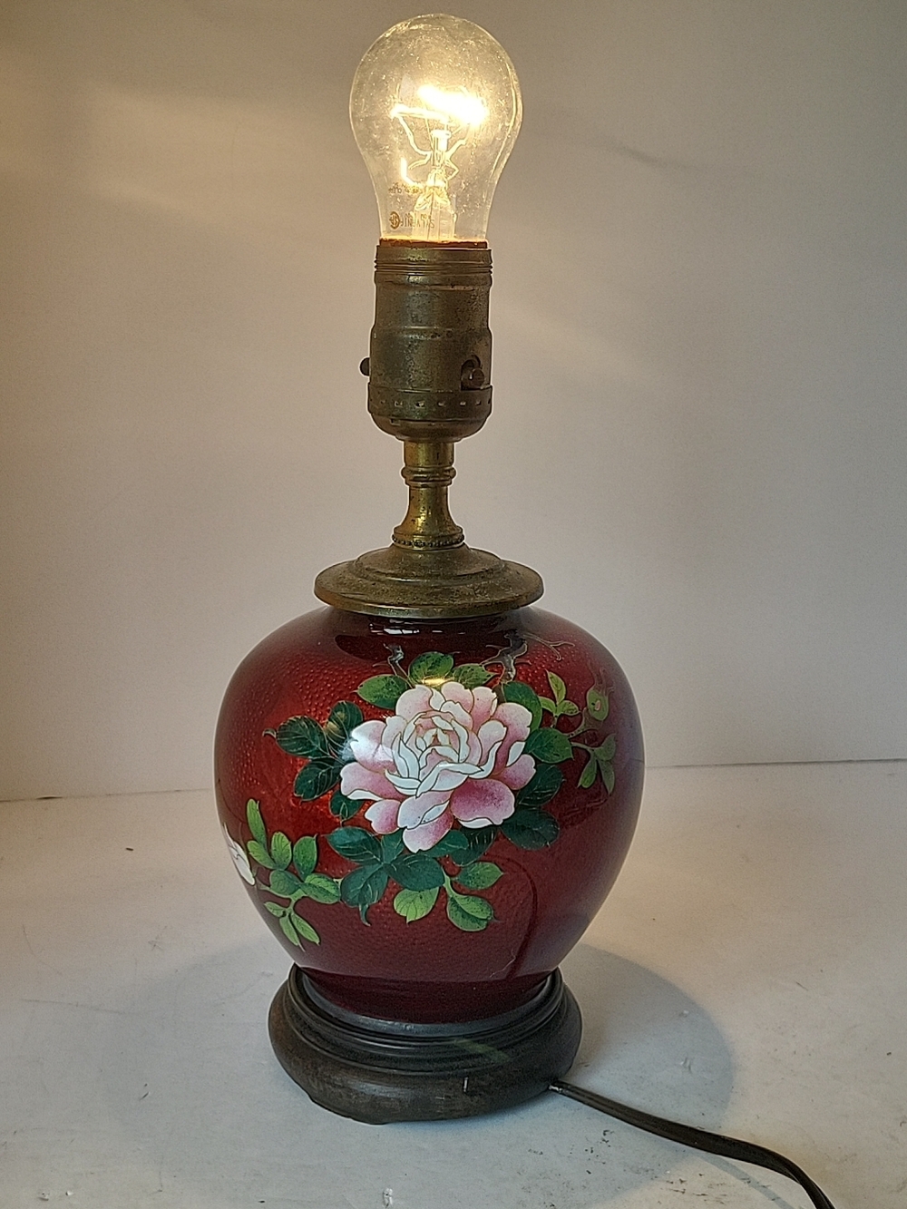 Vintage Japanese Chinoiserie Pigeonblood Red Lamp - Picture 8 of 11